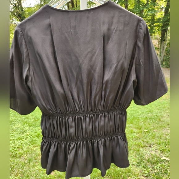 NWOT FRAME Julianne Ruched Top in Noir- Women's size XL - Picture 8 of 9